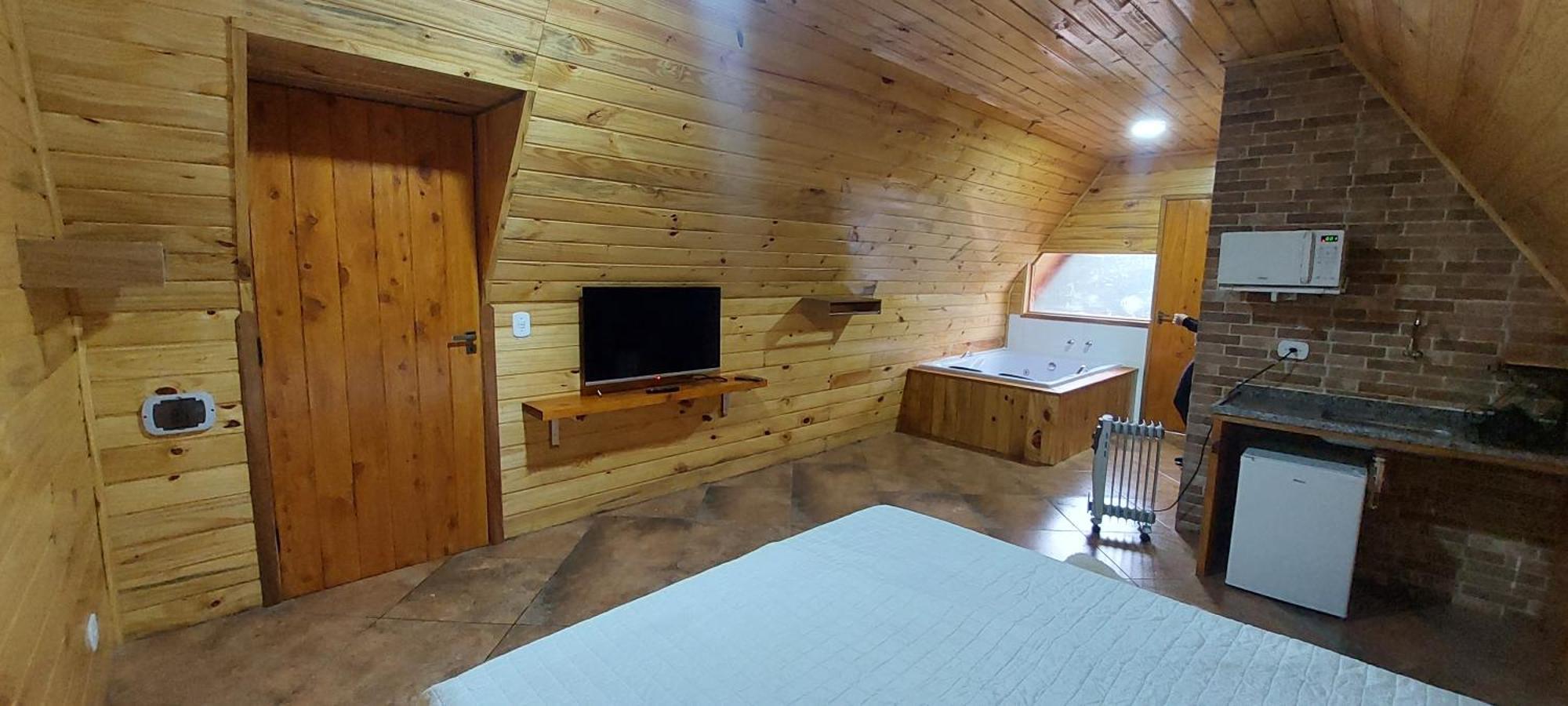 Chale Com Hidromassagem Da Vick Hotell Campos do Jordão Eksteriør bilde